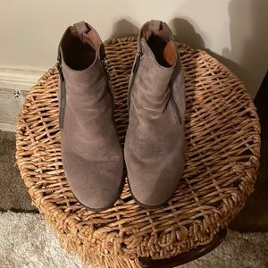 Lucky brand grey leather bottles